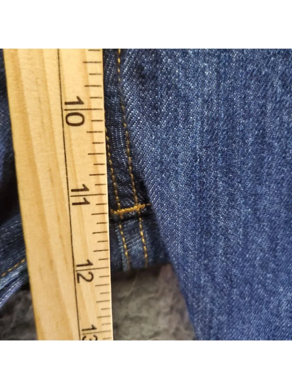 Levis durable classic